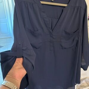 5110 Torrid Navy Blue Harper Blouse v-neck 3/4 button up sleeve Size 3 (3x) $20